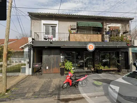 simpatico depto reciclado 1er psio escalera