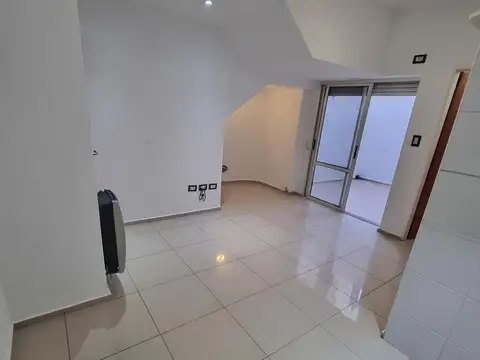 Depto Tipo Casa en Alquiler 10 años