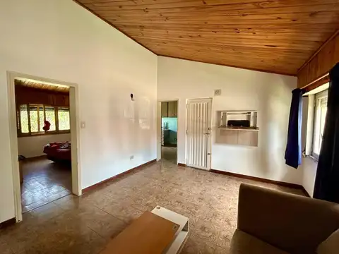 Casa 4 ambientes con 1 baño