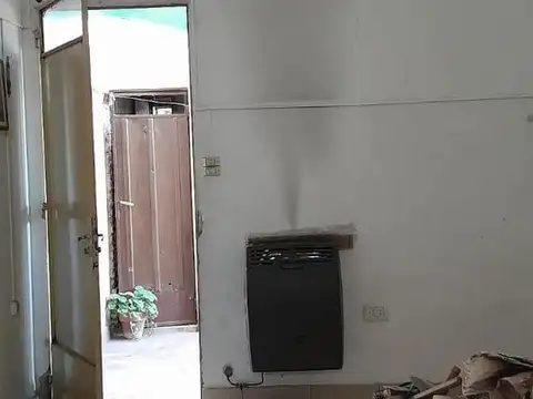 Locales en venta - 5 Baños - Cocheras - 297Mts2 - Los Hornos