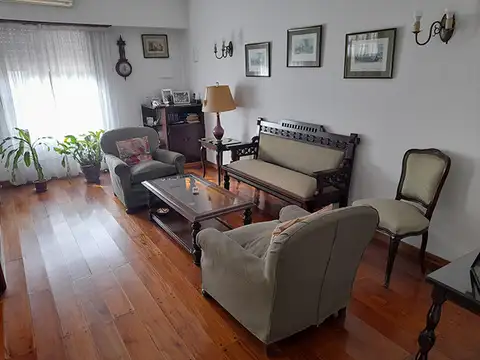 E Obligado 1156 y Bouchard