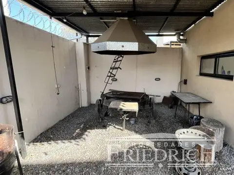 CASA QUINTA EN VENTA - LA REJA