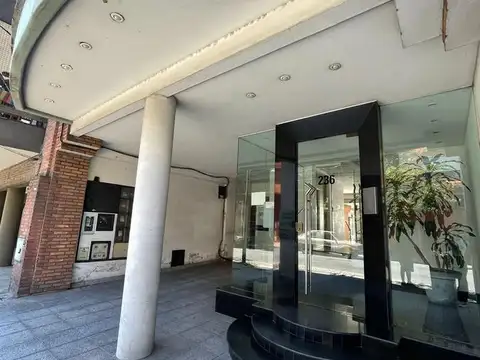 Av. Pte. Perón al 200