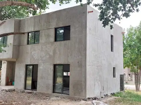 VENTA DE CASA A ESTRENAR EN MATHEU SIN EXPENSAS