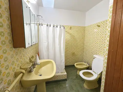 Depto Tipo Casa 4 ambientes con 1 baño