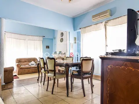 Casa 6 ambientes con 3 baños