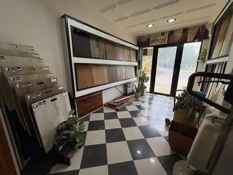 Local en Venta 25 años