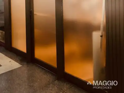 AV. RIVADAVIA al 16200