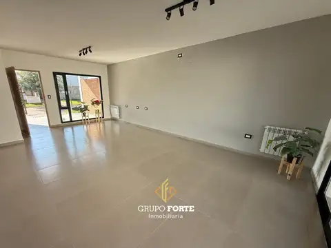 Casa en venta- Docta con escritura