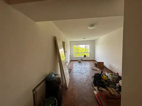 Departamento 4 ambientes con 2 baños