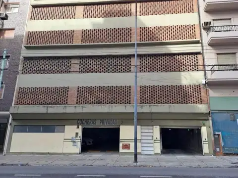 Av Juan bautista Alberdi al 2300