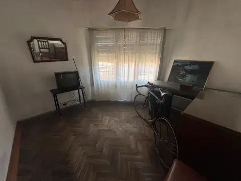 Depto Tipo Casa 4 ambientes con 2 baños