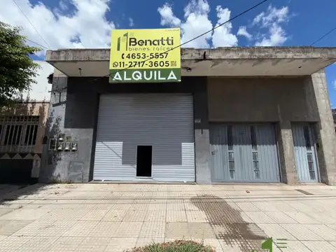 Local en alquiler a metros de av de mayo c/ persiana auto.