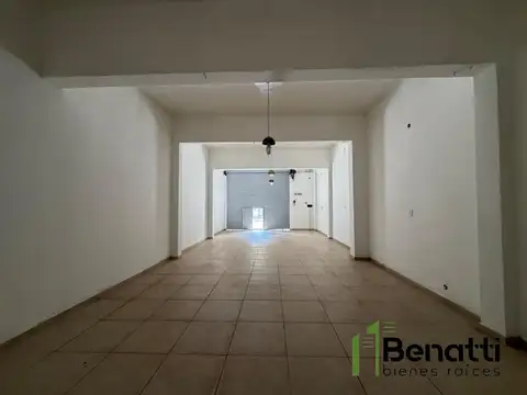 Local en Alquiler en Ramos Mejia, $ 800.000