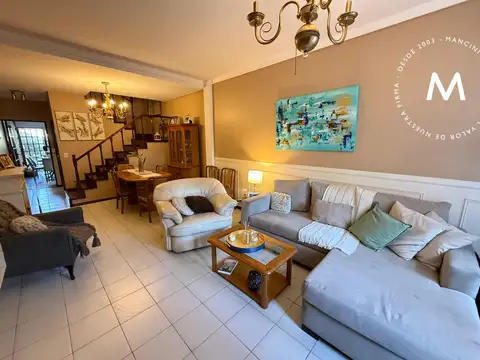 Depto Tipo Casa en Venta de 4 ambientes