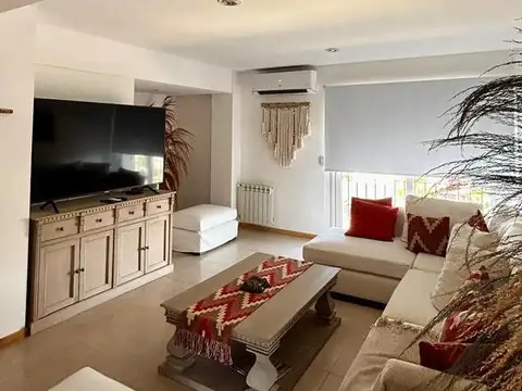 Departamento 4 ambientes con 3 baños