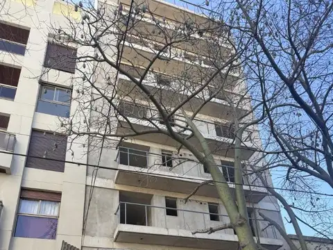 4 E ( 38 Y 39) 300, Piso 4°
