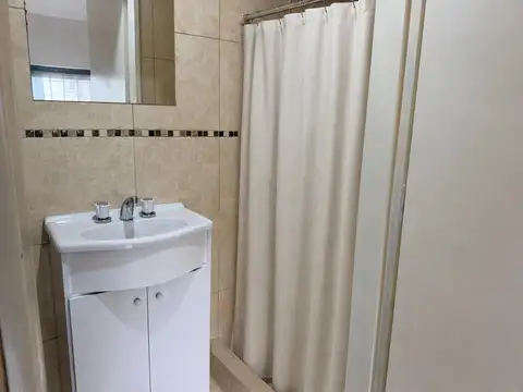 Depto Tipo Casa en Alquiler 40 años