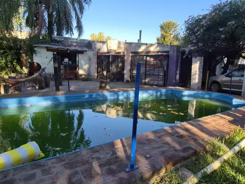 Casa 4 ambientes con 1 baño