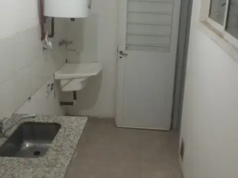 Casa en Alquiler con 1 cochera