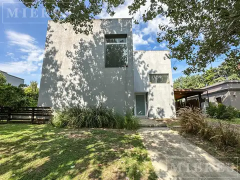 Casa en venta en Santa María de los Olivos, Guayaquil 2075