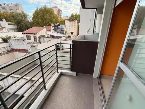 departamento dos ambientes al contrafrente
