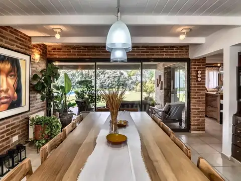 Casa en Venta en Chacras de la Villa, USD 490.000
