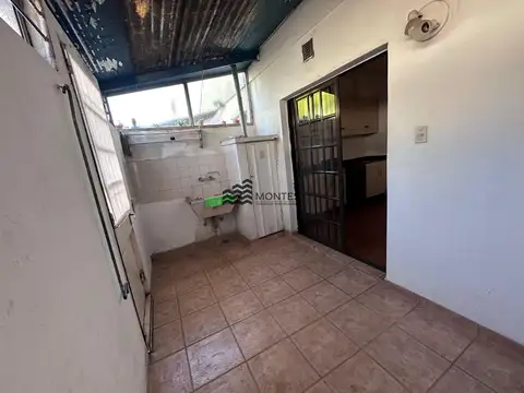 Casa en Alquiler al Oeste