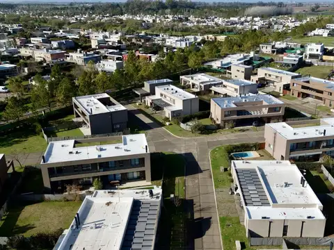 VENTA - CASA 2 dormitorios, Condominios, seguridad -  Don Mateo, Funes