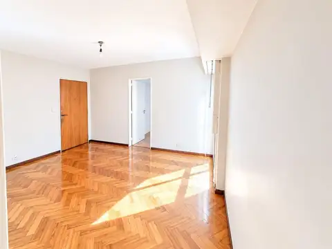 Departamento en Alquiler en Caballito, $ 700.000