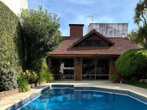Casa en Venta en Olivos Maipu/Uzal, USD 450.000