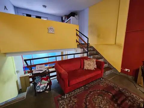 DEPTO DUPLEX 3 AMB VENTA FLORES 2 BAÑOS