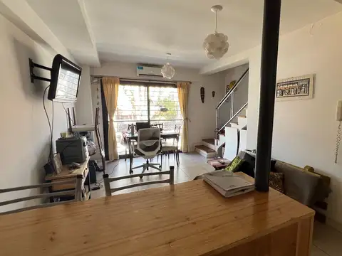 Depto Tipo Casa en Alquiler de 2 ambientes