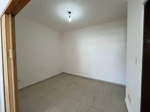 Departamento en Alquiler en Ezeiza, $ 390.000