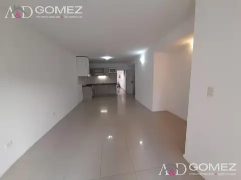 AMPLIO MONO AMBIENTE CON BALCON Y COCHERA