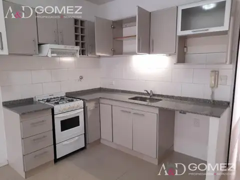 Departamento en Alquiler con 1 cochera