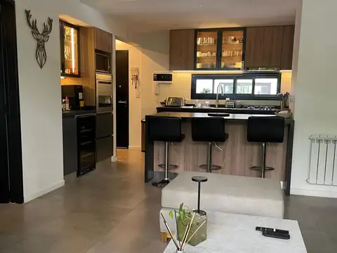 Departamento en Venta con 2 cocheras