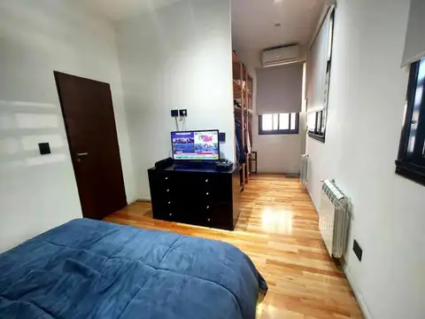 Venta de Casa 4 Ambientes en Velez Sarfield