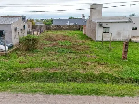 Se vende Lote en barrio Las Mercedes, Recreo