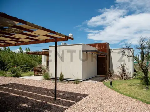 VENTA DE EXCELENTE CABAÑA EN COMPLEJO VILLA OLIVA - SAN RAFAEL - MENDOZA (CALMA)