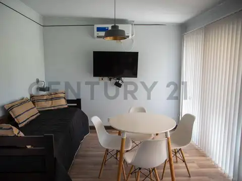 Casa 2 ambientes con 1 baño