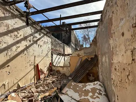 En Construcción! Oficina con Patio en Parque Patricios!