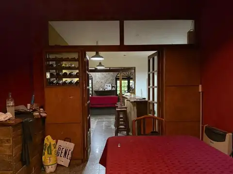 Casa 5 ambientes con 2 baños