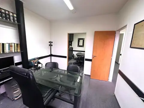 Oficina en Venta 55 años