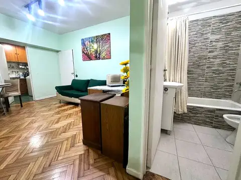 Avenida Angel Gallardo 700