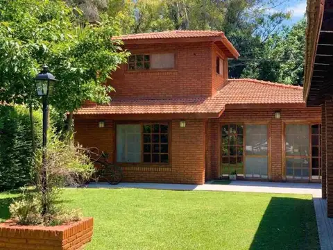 Country Club El Pato