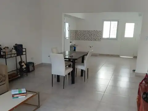 Casa en Venta en Ituzaingó, USD 149.000