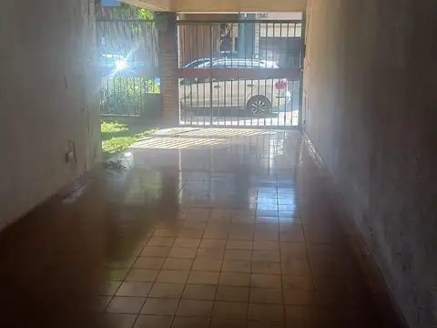 Casa en Venta en Parque Chacabuco, USD 380.000