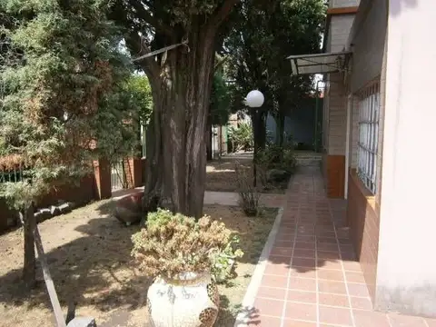 Barcelo 100