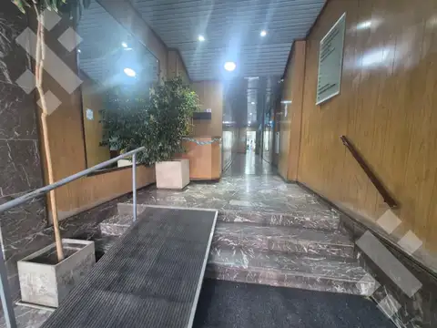 Oficina en Área Centro Oeste